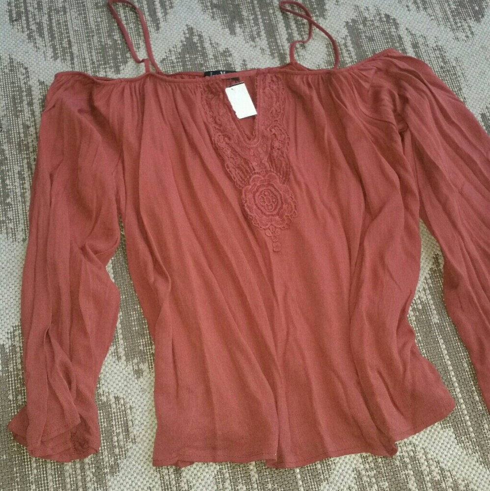 Boutique off the shoulder top..